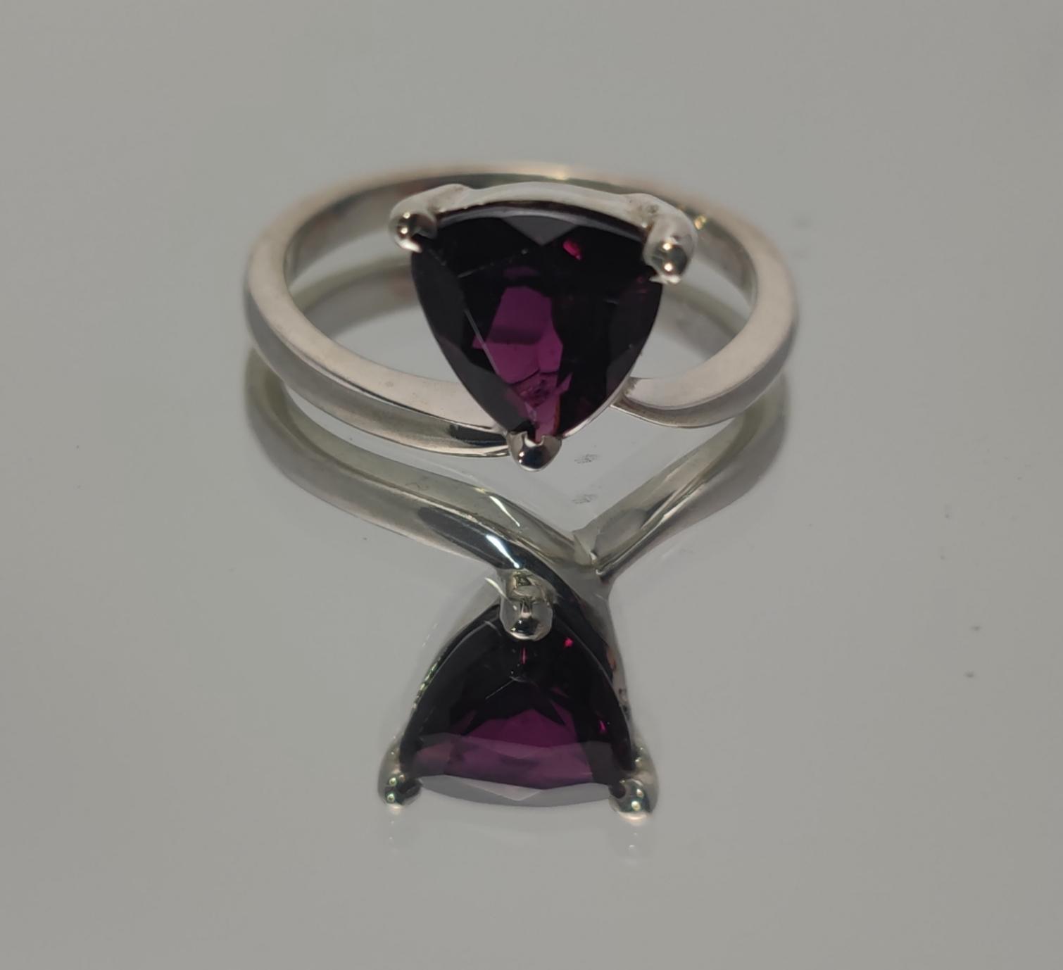 Bague grenat taille 52 2