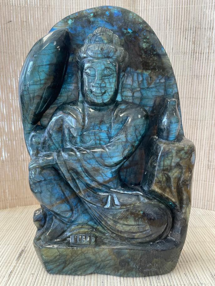 BOUDDHA EN LABRADORITE SCULTÉ MAIN 25X16 CM 3.148 KG 1 3290