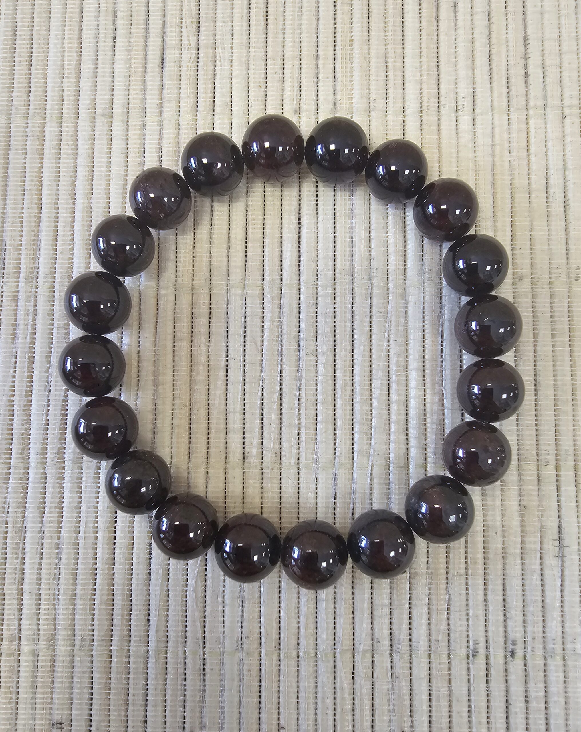 BRACELET GRENAT 10MM 1 Grenat 10MM 24€ 119512EME